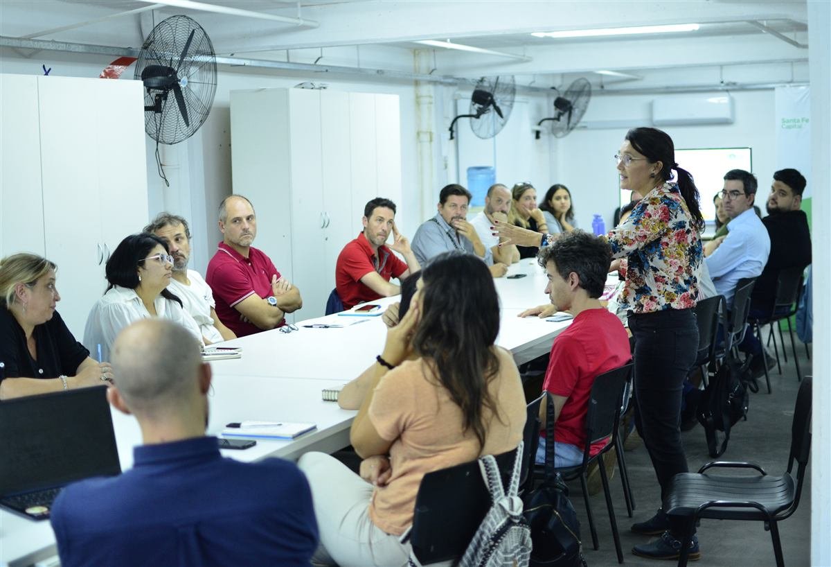 Laura Zanitti en un workshop de equipo